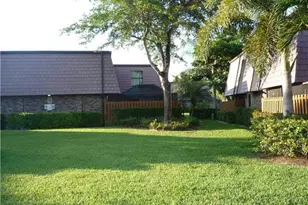 7539 Courtyard Run, Boca Raton, FL 33433 - Photo 3