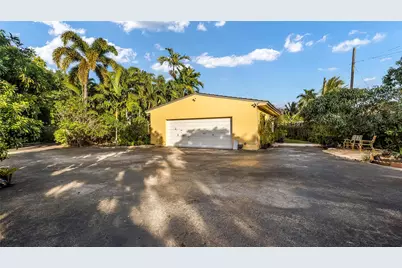 13920 N Miami Avenue, Miami, FL 33168 - Photo 41