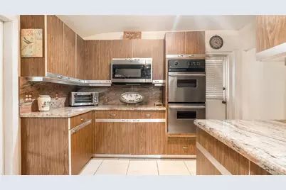 13920 N Miami Avenue, Miami, FL 33168 - Photo 27