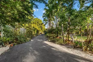 13920 N Miami Ave, Miami, FL 33168 - Photo 39