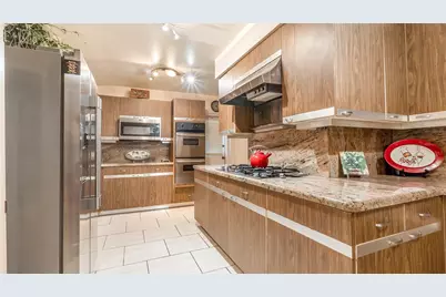 13920 N Miami Avenue, Miami, FL 33168 - Photo 27