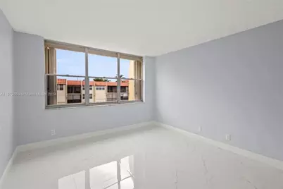 777 S Federal Highway #E303, Pompano Beach, FL 33062 - Photo 9