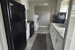 21511 NW 3rd St, Hollywood, FL 33029 - Photo 13