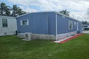 21511 NW 3rd St, Hollywood, FL 33029 - Photo 5