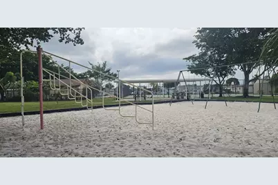 21511 NW 3rd Street, Pembroke Pines, FL 33029 - Photo 19