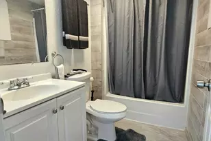 21511 NW 3rd St, Hollywood, FL 33029 - Photo 11