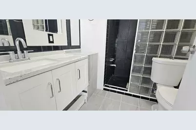 21511 NW 3rd Street, Pembroke Pines, FL 33029 - Photo 7