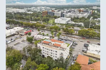 1121 Madruga Avenue #201, Miami, FL 33146 - Photo 5