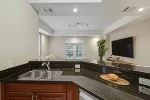 1121 Madruga Ave, Miami, FL 33146 - Photo 13