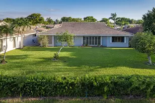 3650 N 36th Ave, Hollywood, FL 33021 - Photo 23