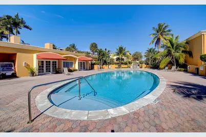 18111 NW 68th Avenue #I210, Hialeah, FL 33015 - Photo 23