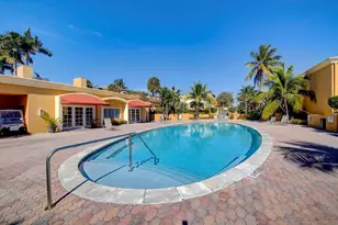 18111 NW 68th Ave, Hialeah, FL 33015 - Photo 23