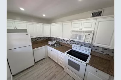 2710 Riverside Drive #201, Coral Springs, FL 33065 - Photo 5