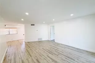 2710 Riverside Dr, Coral Springs, FL 33065 - Photo 11