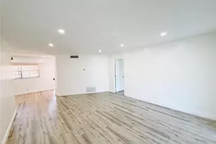 2710 Riverside Dr, Coral Springs, FL 33065 - Photo 11