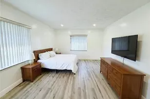 2710 Riverside Dr, Coral Springs, FL 33065 - Photo 19