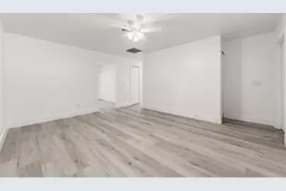 713 SE Stypmann Boulevard #713, Stuart, FL 34994 - Photo 9