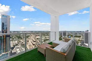 1040 Biscayne Blvd, Miami, FL 33132 - Photo 13