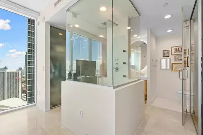 1040 Biscayne Boulevard #3906, Miami, FL 33132 - Photo 3