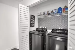 9761 Darlington Pl, Cooper City, FL 33328 - Photo 19