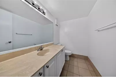 711 N Pine Island Road #319, Plantation, FL 33324 - Photo 21