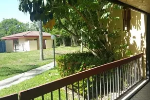 733 SE 1st Way, Deerfield Beach, FL 33441 - Photo 17