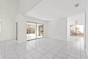 10320 NW 10th Ct, Plantation, FL 33322 - Photo 3