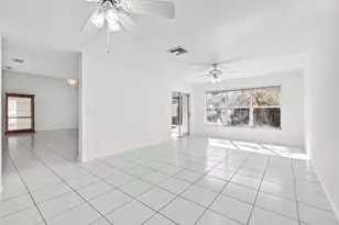 10320 NW 10th Ct, Plantation, FL 33322 - Photo 5