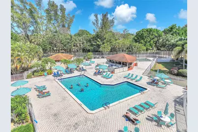 3910 Inverrary Boulevard #308-B, Lauderhill, FL 33319 - Photo 3