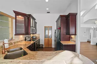 955 NW 202nd Ave, Pembroke Pines, FL 33029 - Photo 29