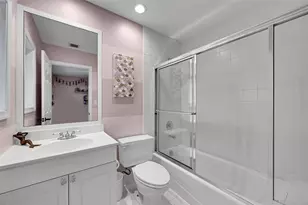 4221 NE 26th Ave, Pompano Beach, FL 33064 - Photo 37