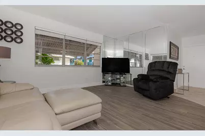 1333 E Hallandale Beach Boulevard #101, Hallandale Beach, FL 33009 - Photo 9