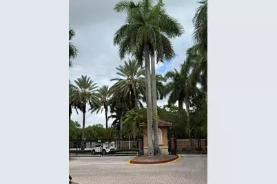 4828 N State Road 7 #104, Pompano Beach, FL 33073 - Photo 25