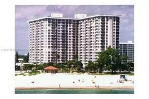 405 N Ocean Blvd, Pompano Beach, FL 33062 - Photo 23