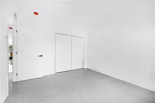 7990 NW 8th Ave, Miami, FL 33150 - Photo 9