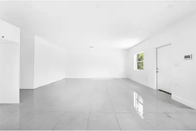 7990 NW 8th Avenue, Miami, FL 33150 - Photo 5