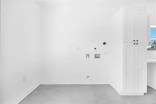 7990 NW 8th Ave, Miami, FL 33150 - Photo 27