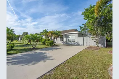 2375 16th Avenue, Vero Beach, FL 32962 - Photo 3