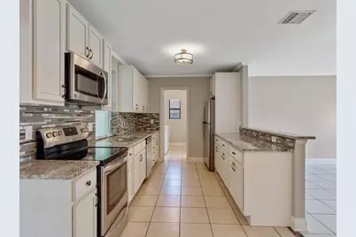 2375 16th Avenue, Vero Beach, FL 32962 - Photo 9