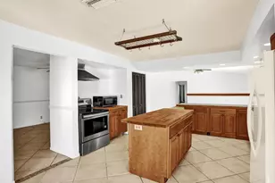 1955 NW 108th Ln, Coral Springs, FL 33071 - Photo 19