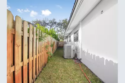 1951 NE 28th Court, Lighthouse Point, FL 33064 - Photo 23