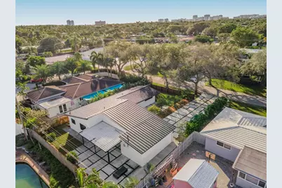 1951 NE 28th Court, Pompano Beach, FL 33064 - Photo 25