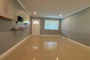 3811 NE 18th Ave, Pompano Beach, FL 33064 - Photo 9