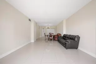 1980 S Ocean Dr, Hallandale Beach, FL 33009 - Photo 19