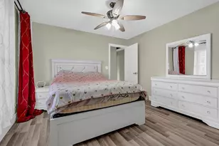1656 Grantham Dr, Wellington, FL 33414 - Photo 23