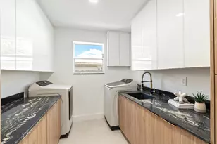 3402 Norfolk St, Pompano Beach, FL 33062 - Photo 9