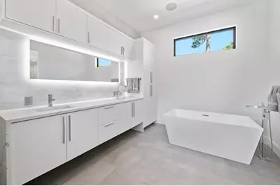 743 S Lake Avenue, Delray Beach, FL 33483 - Photo 19