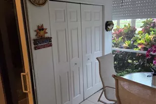 1811 Sabal Palm Dr, Davie, FL 33324 - Photo 31