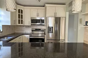 2111 Congressional Way, Deerfield Beach, FL 33442 - Photo 3