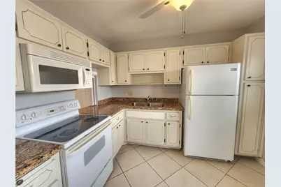 2223 Park Lane #105, Hollywood, FL 33021 - Photo 3